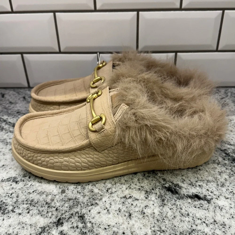 Hey Dude Mens 10 Wally Slip Loafer Market 2 Sand Beige Croc Faux Fur Horsebit